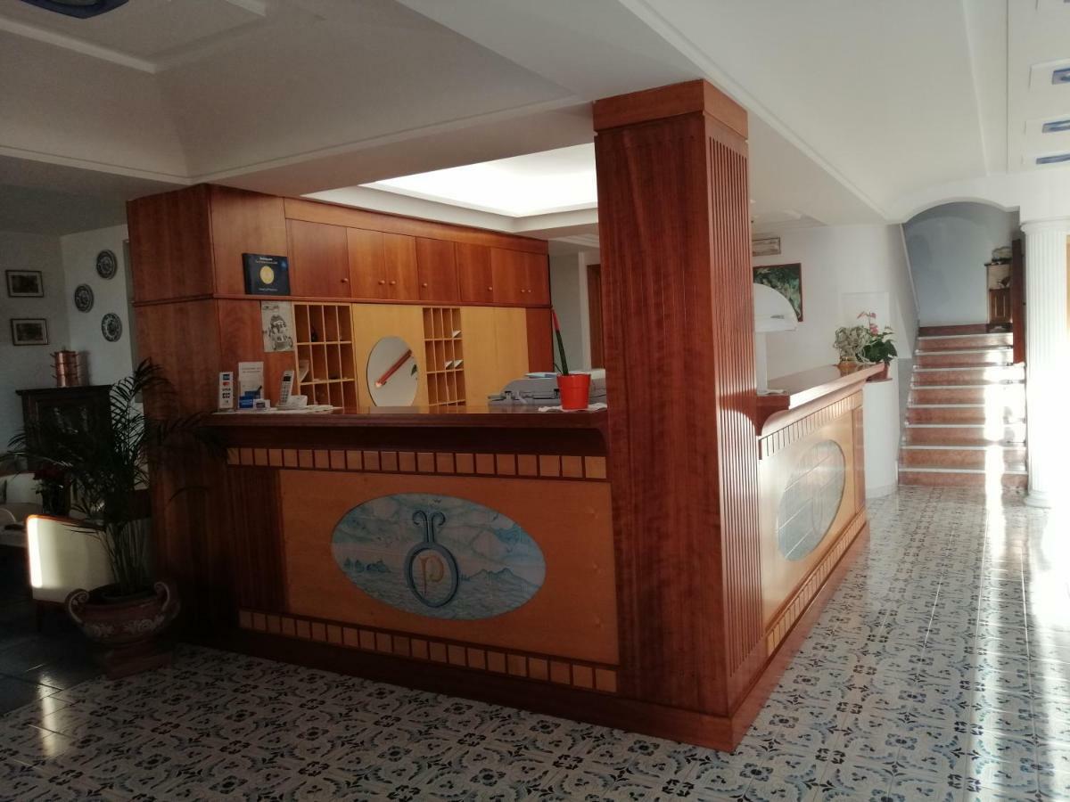 Hotel La Primavera 마사루브렌세 외부 사진